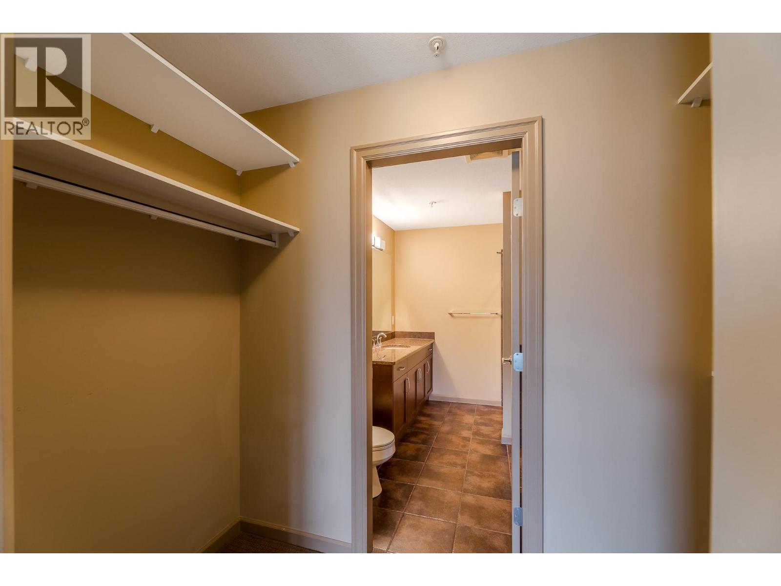 3589 Skaha Lake Road Unit# 204 Property Photo 12