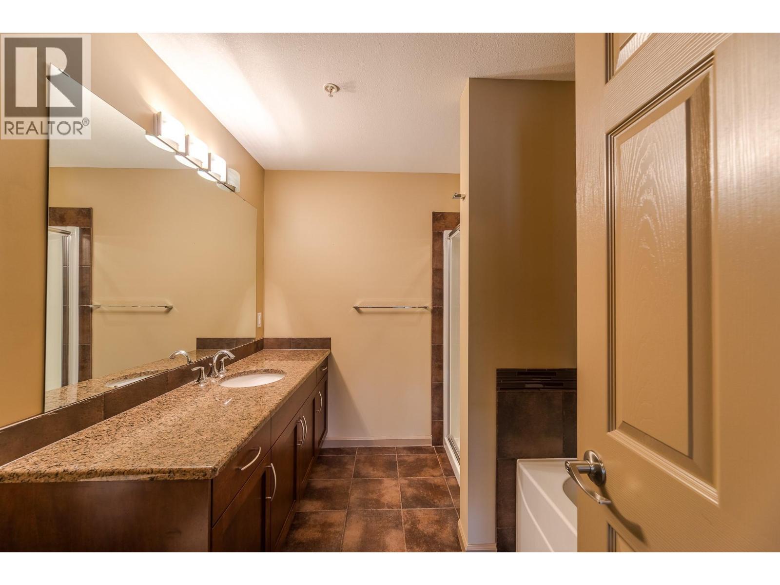 3589 Skaha Lake Road Unit# 204 Property Photo 13