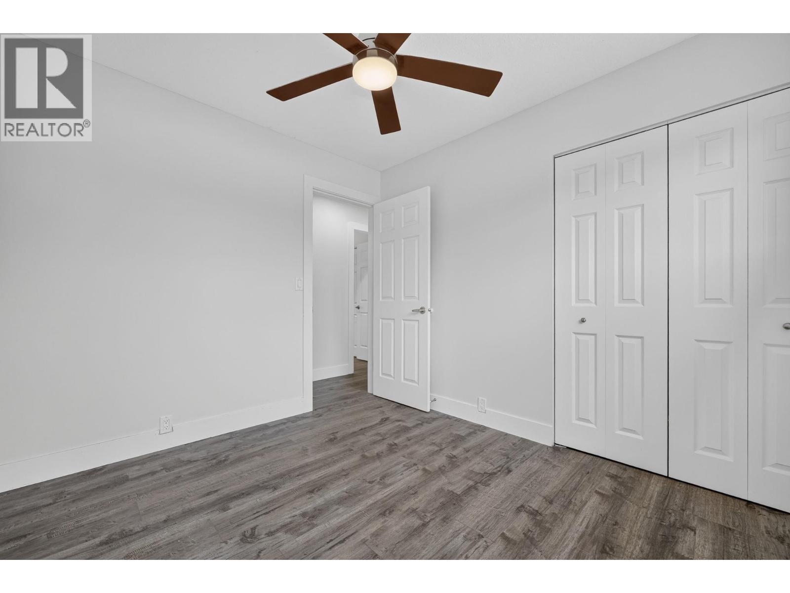 2571 Pineridge Place Property Photo 30