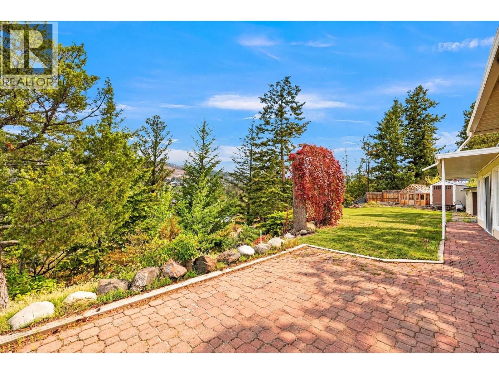 2571 Pineridge Place Property Photo 42