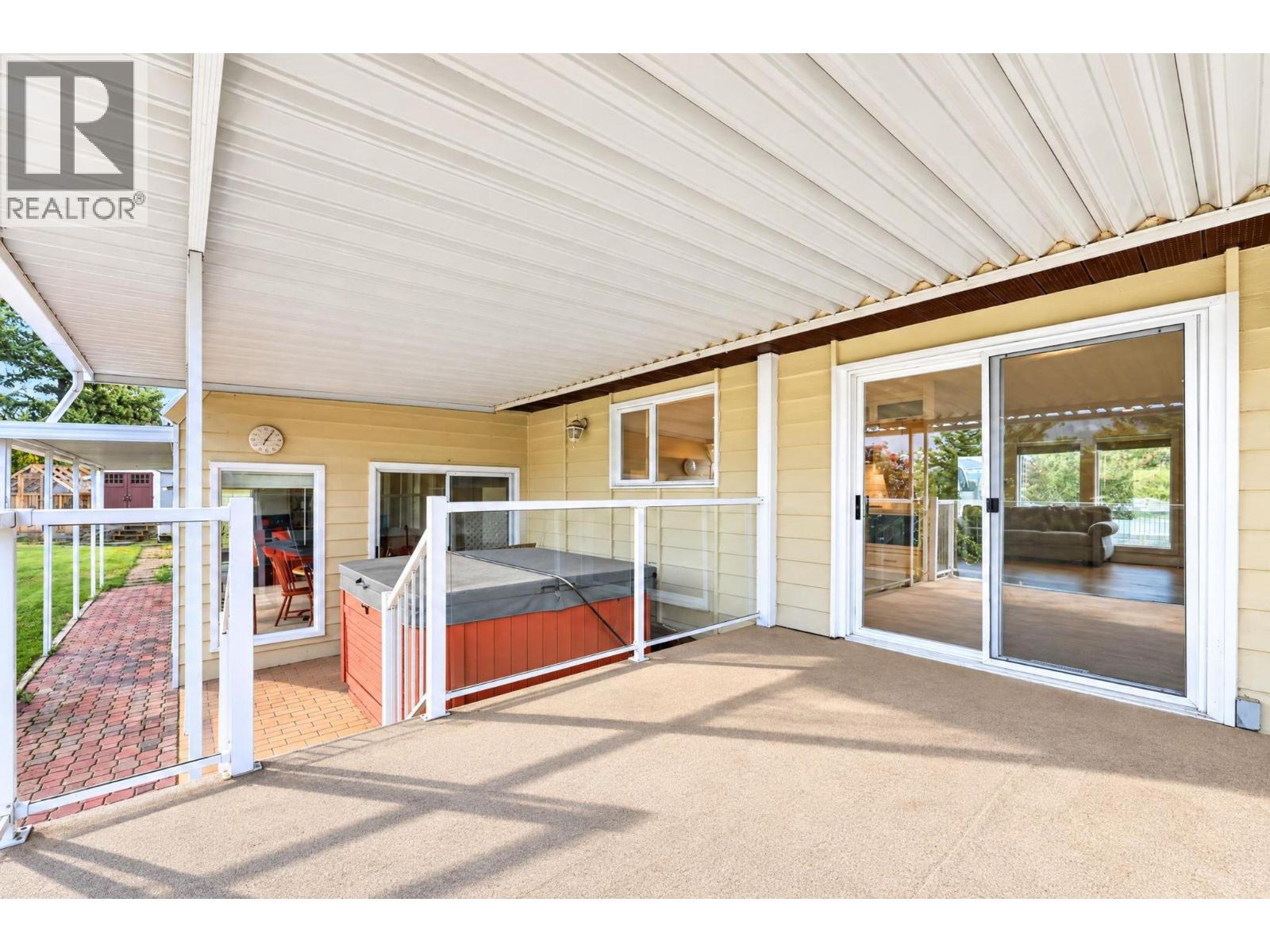 2571 Pineridge Place Property Photo 44