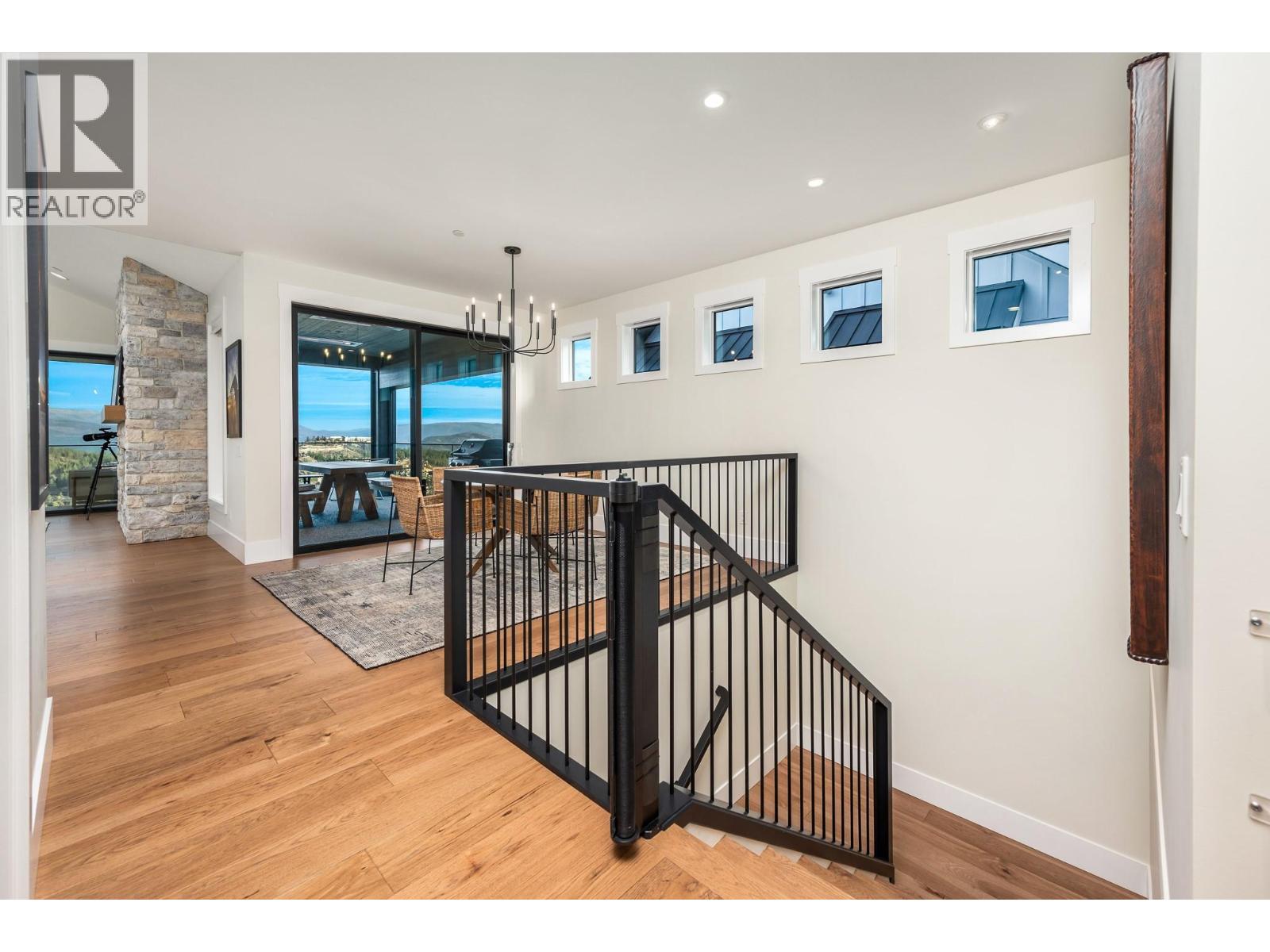 149 Diamond Way Property Photo 13