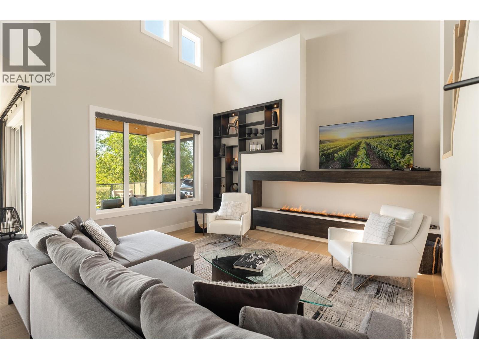 4300 Russo Street Property Photo 15