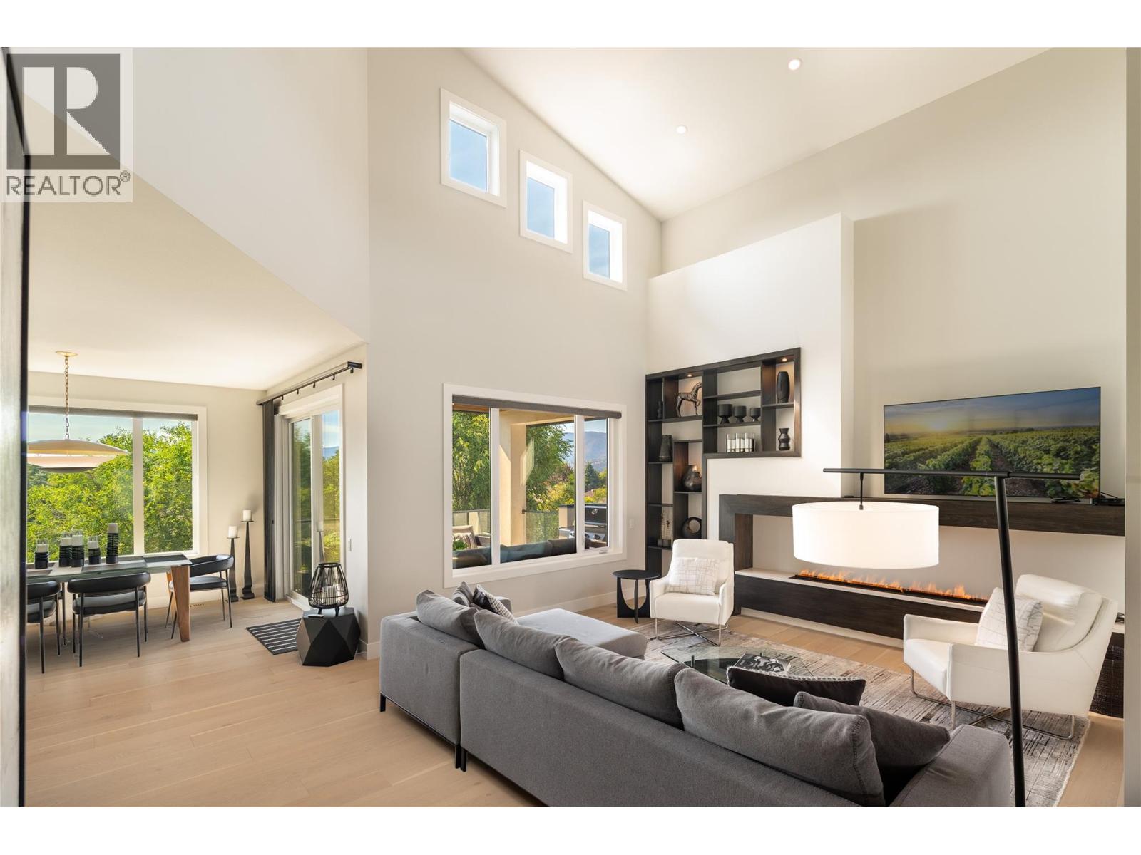 4300 Russo Street Property Photo 16