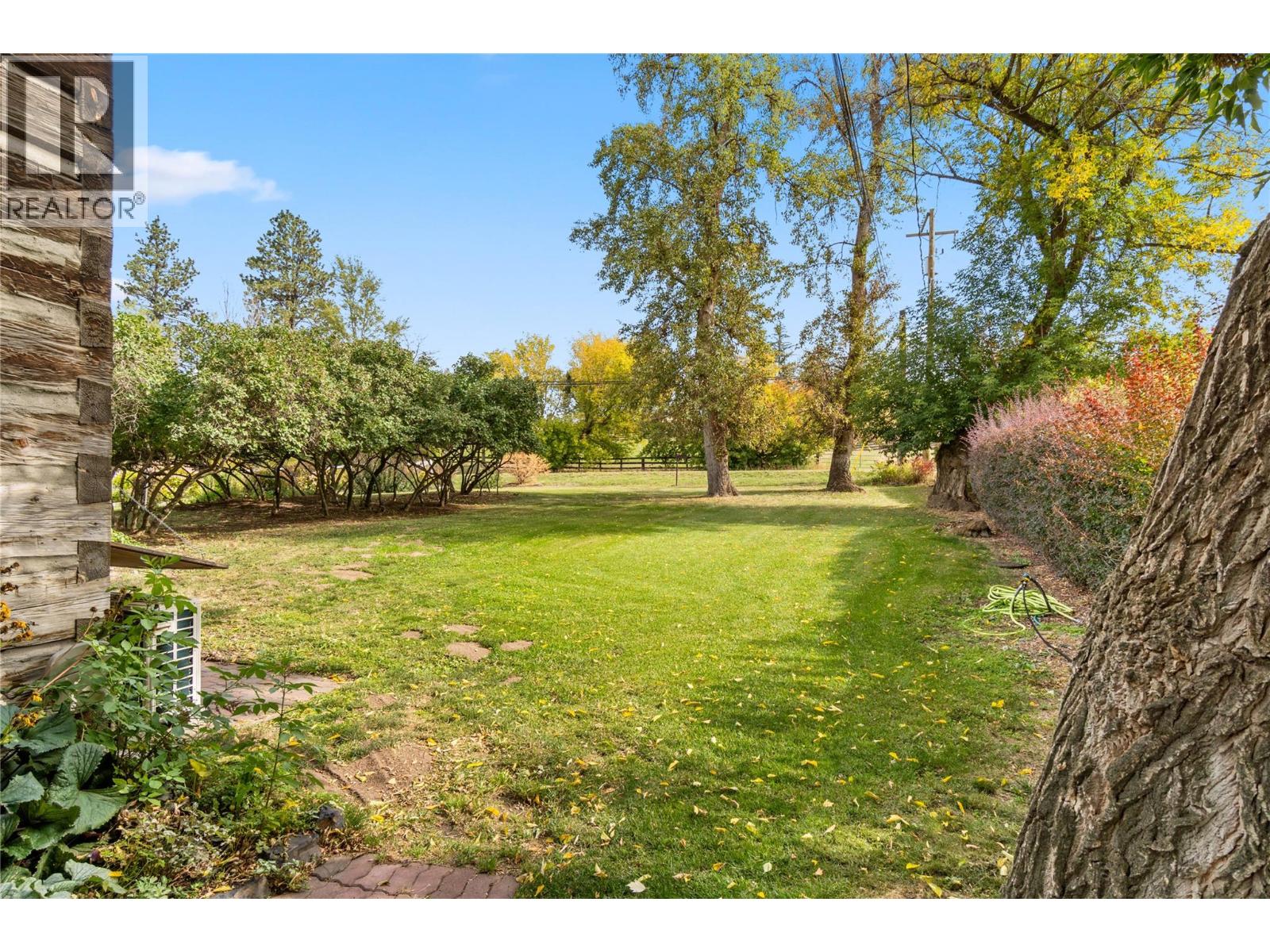 6725 Barnhartvale Road Property Photo 17