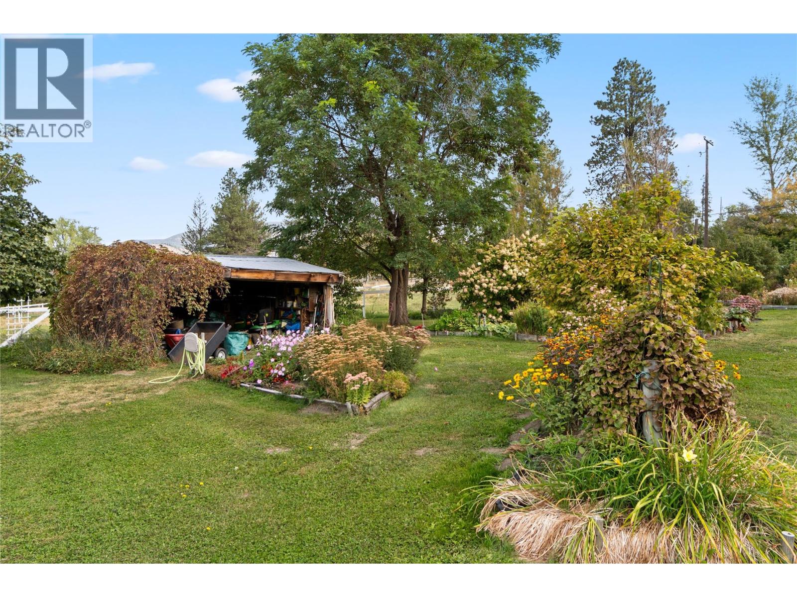 6725 Barnhartvale Road Property Photo 21