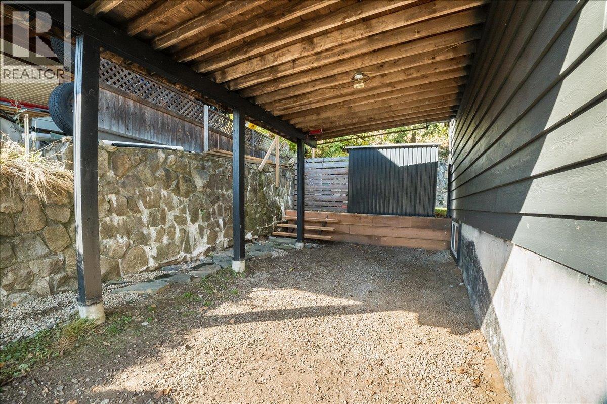 1765 Ridgewood Road Property Photo 10