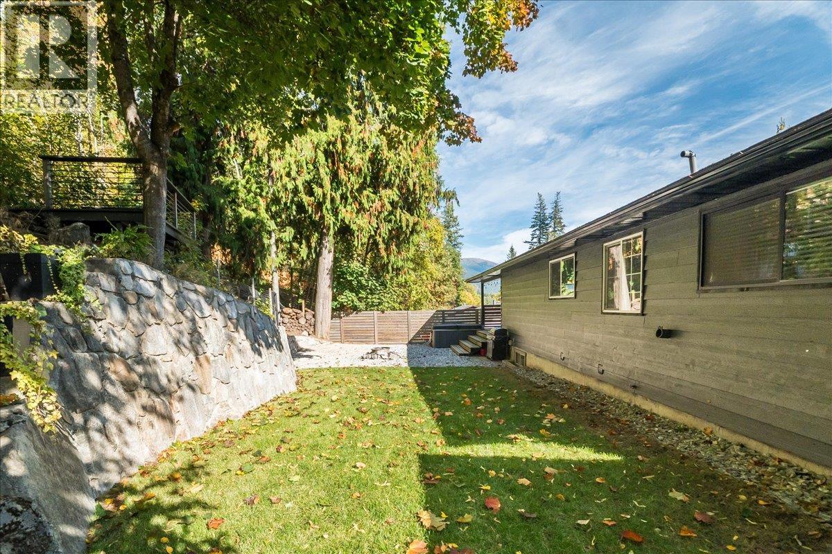 1765 Ridgewood Road Property Photo 12