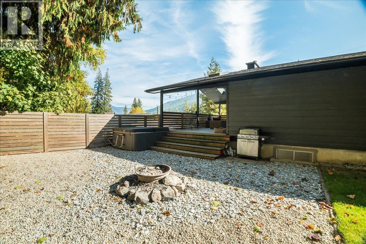 1765 Ridgewood Road Property Photo 13