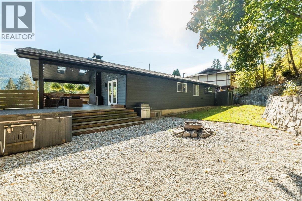 1765 Ridgewood Road Property Photo 14