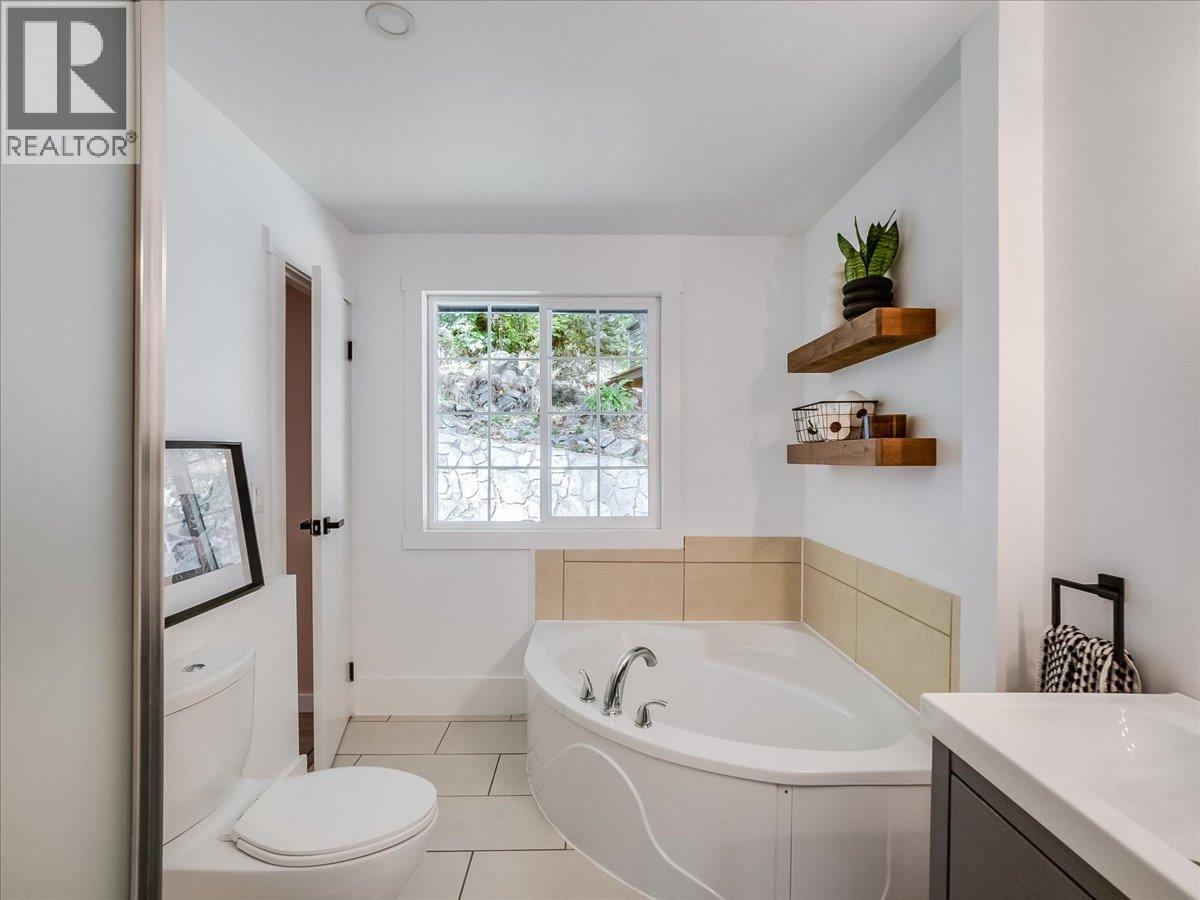 1765 Ridgewood Road Property Photo 42