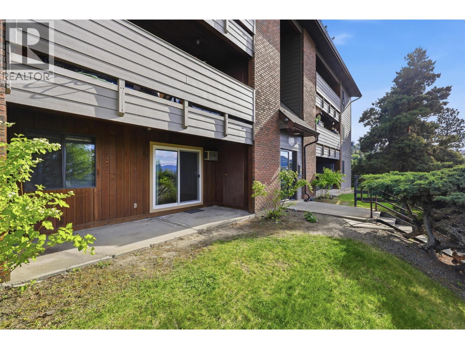 44 Whiteshield Crescent S Unit# 102 Property Photo 15