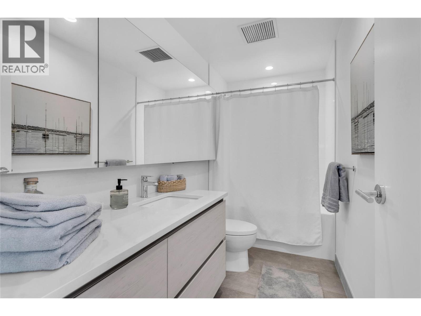 238 Leon Avenue Unit# 808 Property Photo 19
