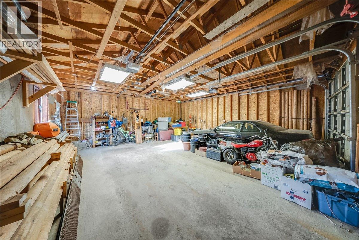 514 Davies Avenue Property Photo 11