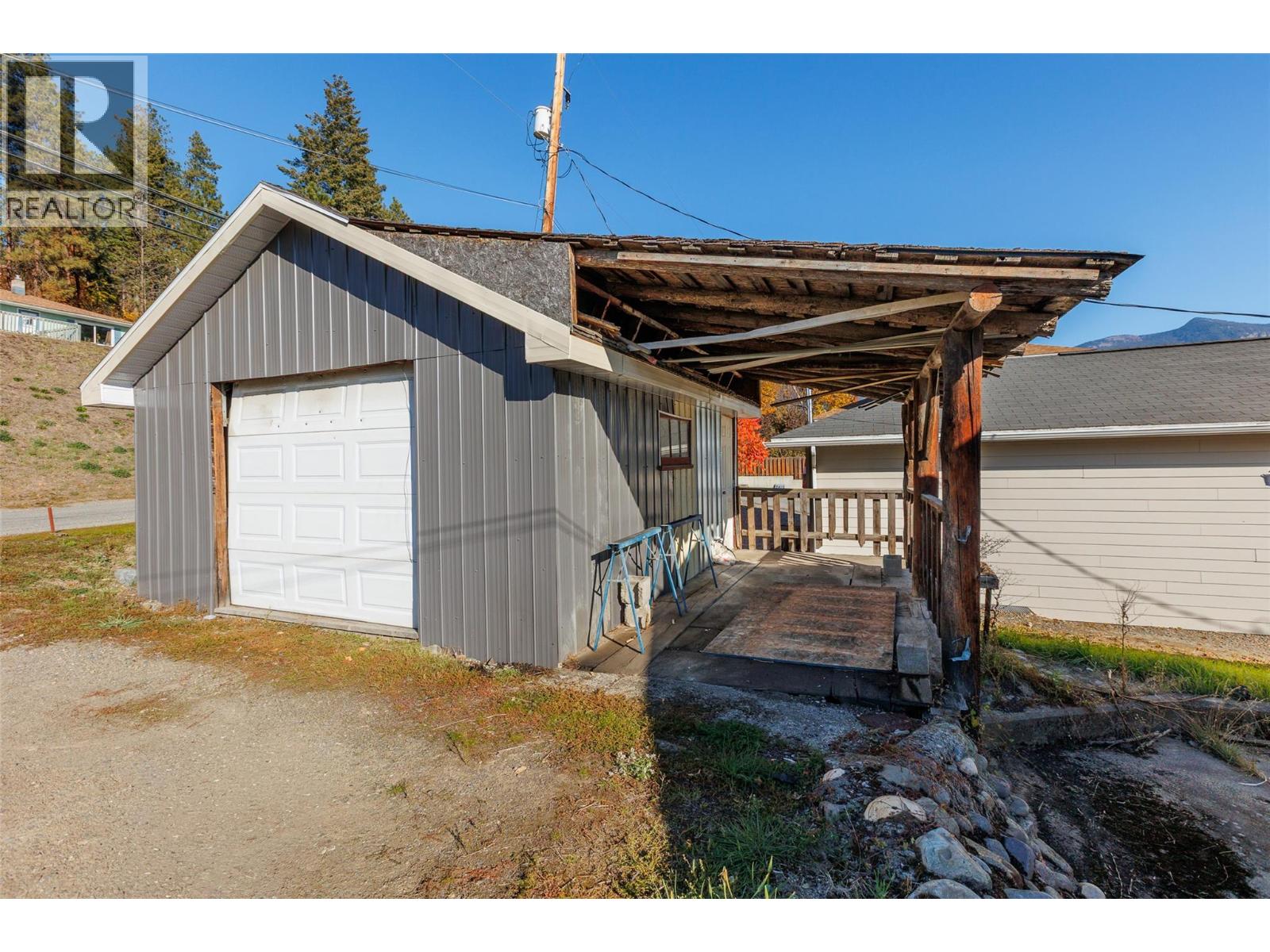 2409 Sunset Boulevard Property Photo 31