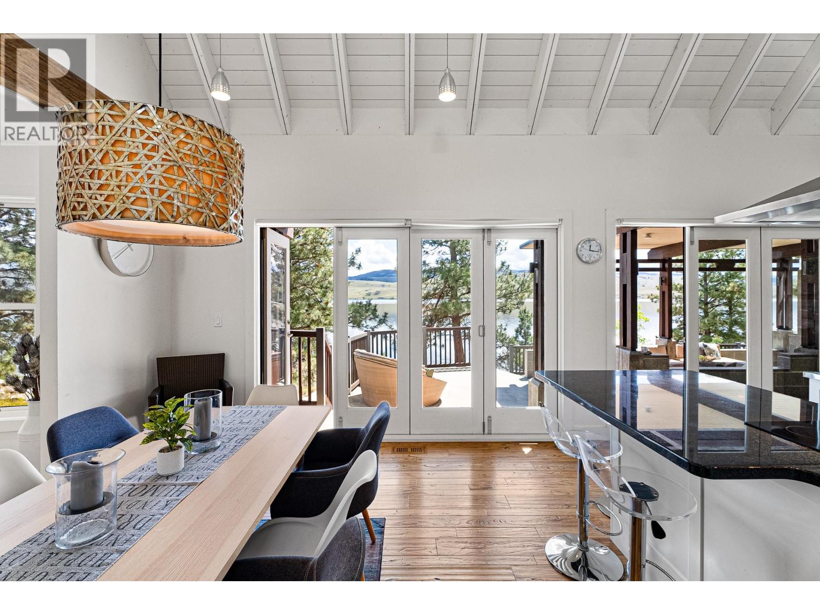 6588 Monck Park Road Property Photo 18