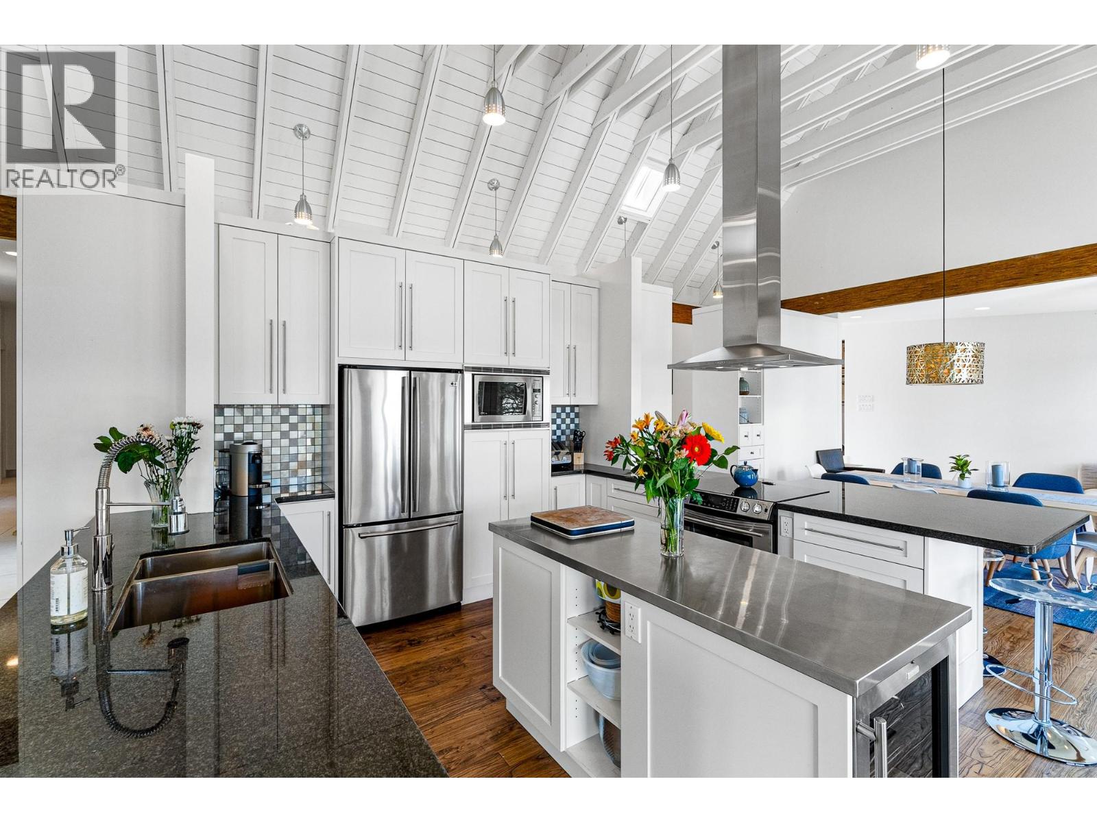 6588 Monck Park Road Property Photo 24