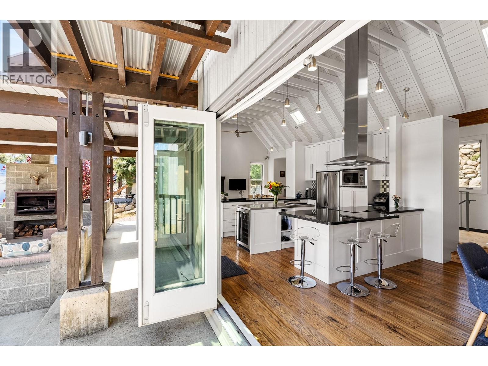6588 Monck Park Road Property Photo 31