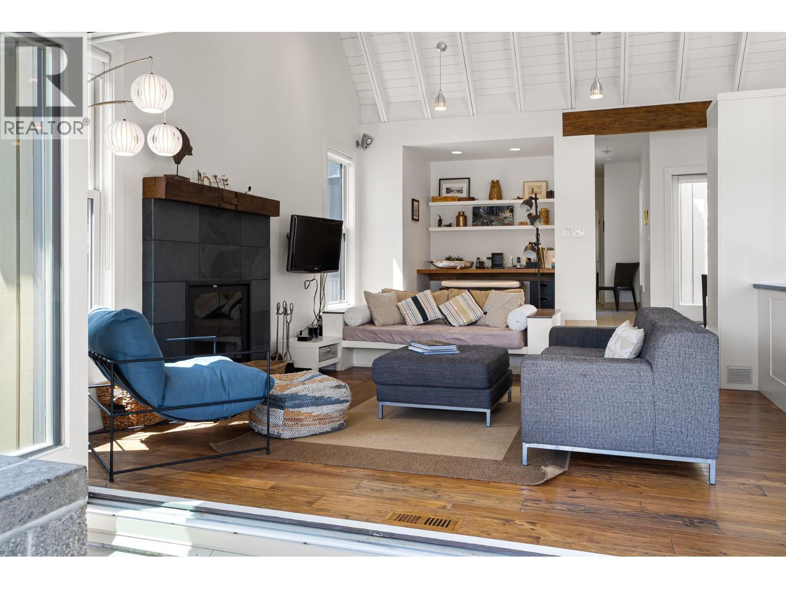 6588 Monck Park Road Property Photo 36
