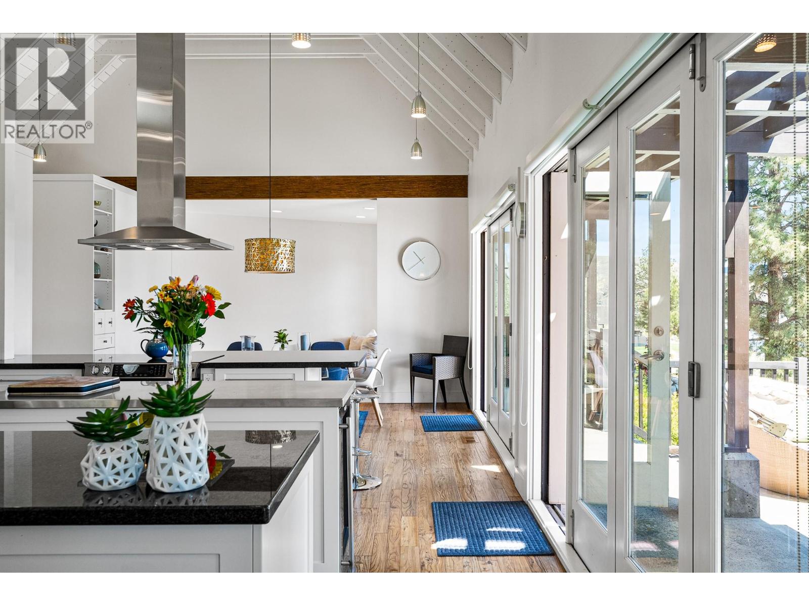 6588 Monck Park Road Property Photo 41