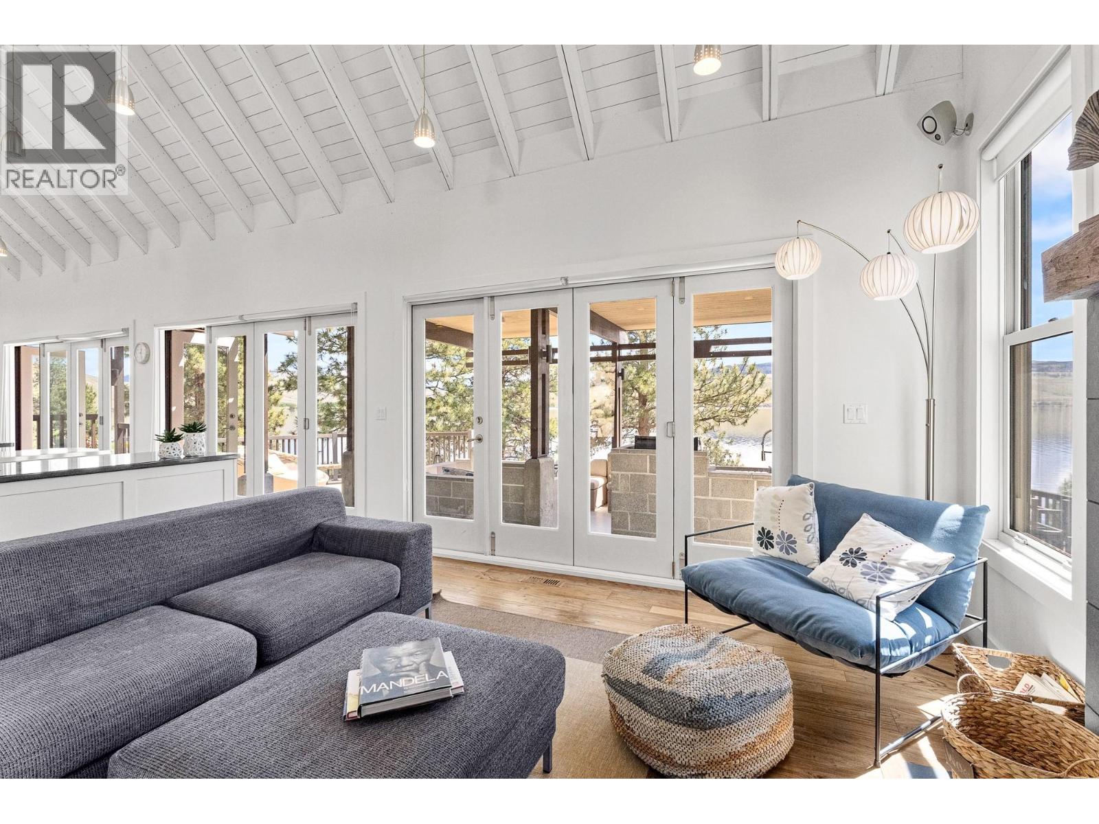 6588 Monck Park Road Property Photo 43