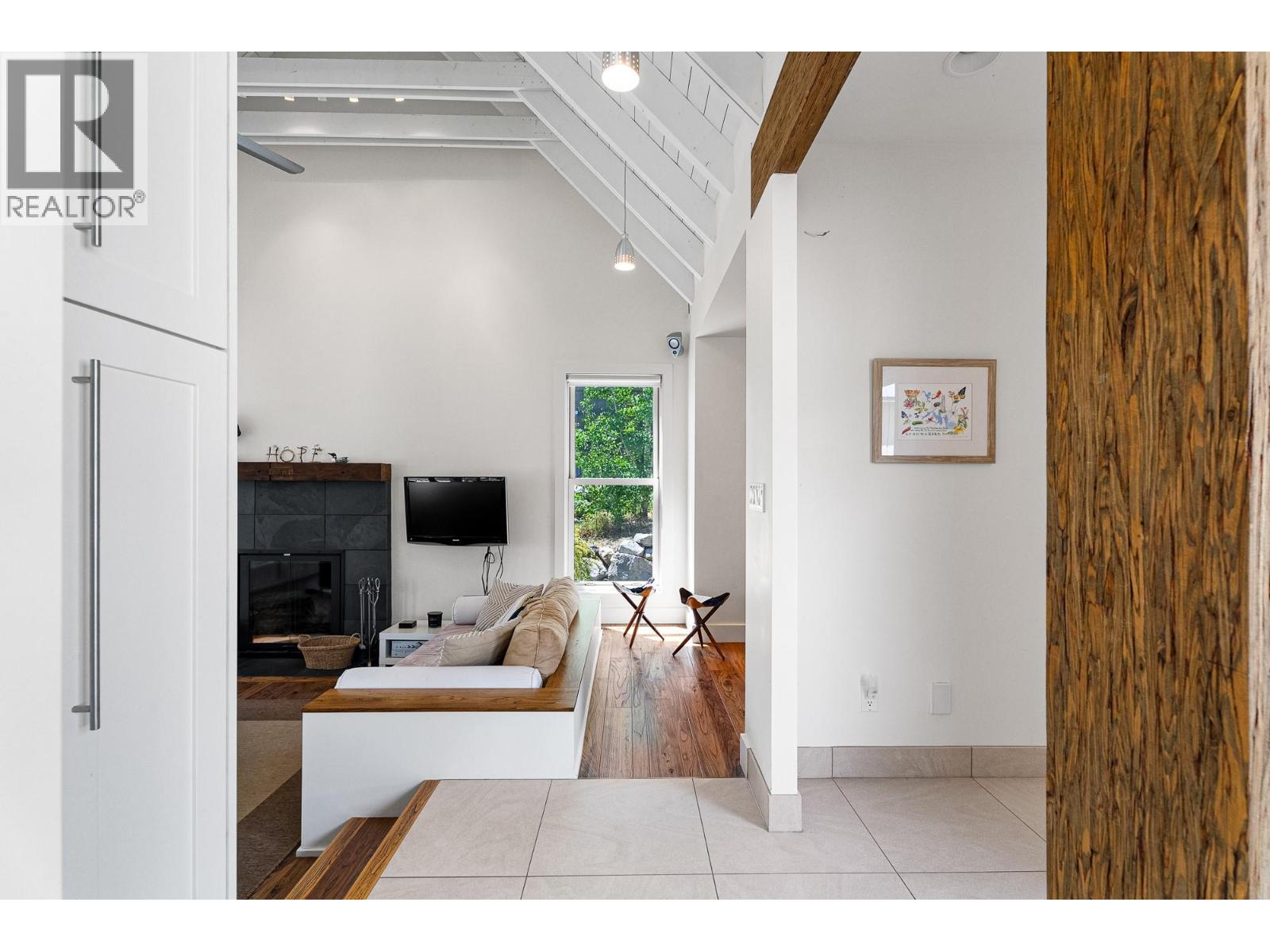 6588 Monck Park Road Property Photo 45