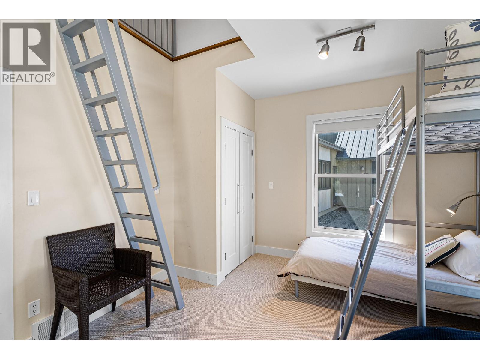 6588 Monck Park Road Property Photo 68