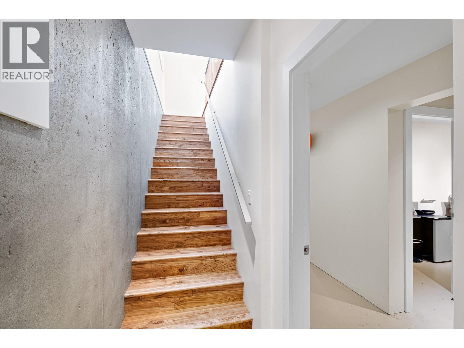 6588 Monck Park Road Property Photo 73