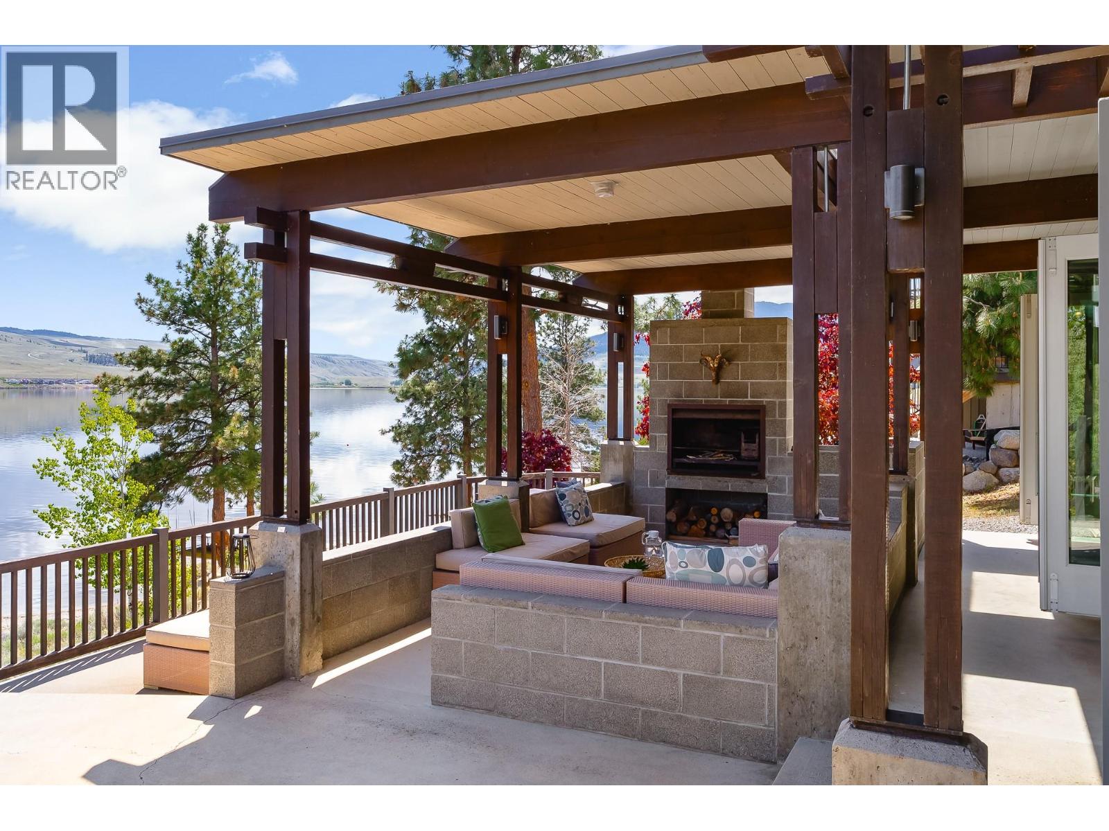 6588 Monck Park Road Property Photo 82