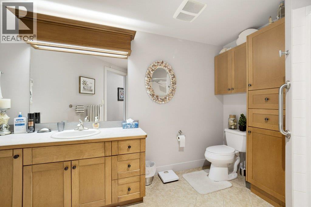 611 Shuswap Street Sw Unit# 301 Property Photo 28