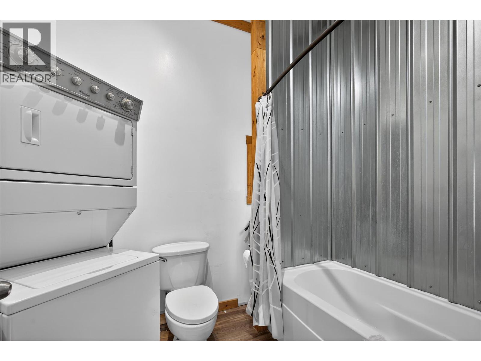 754 Wood Road Property Photo 10