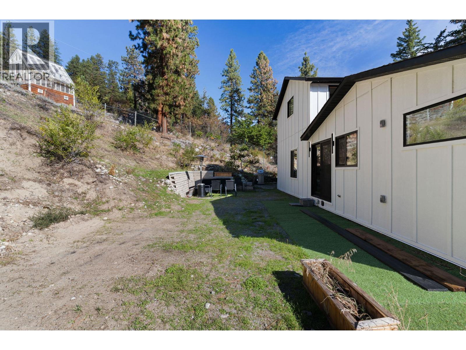 5828 Brown Place Property Photo 32