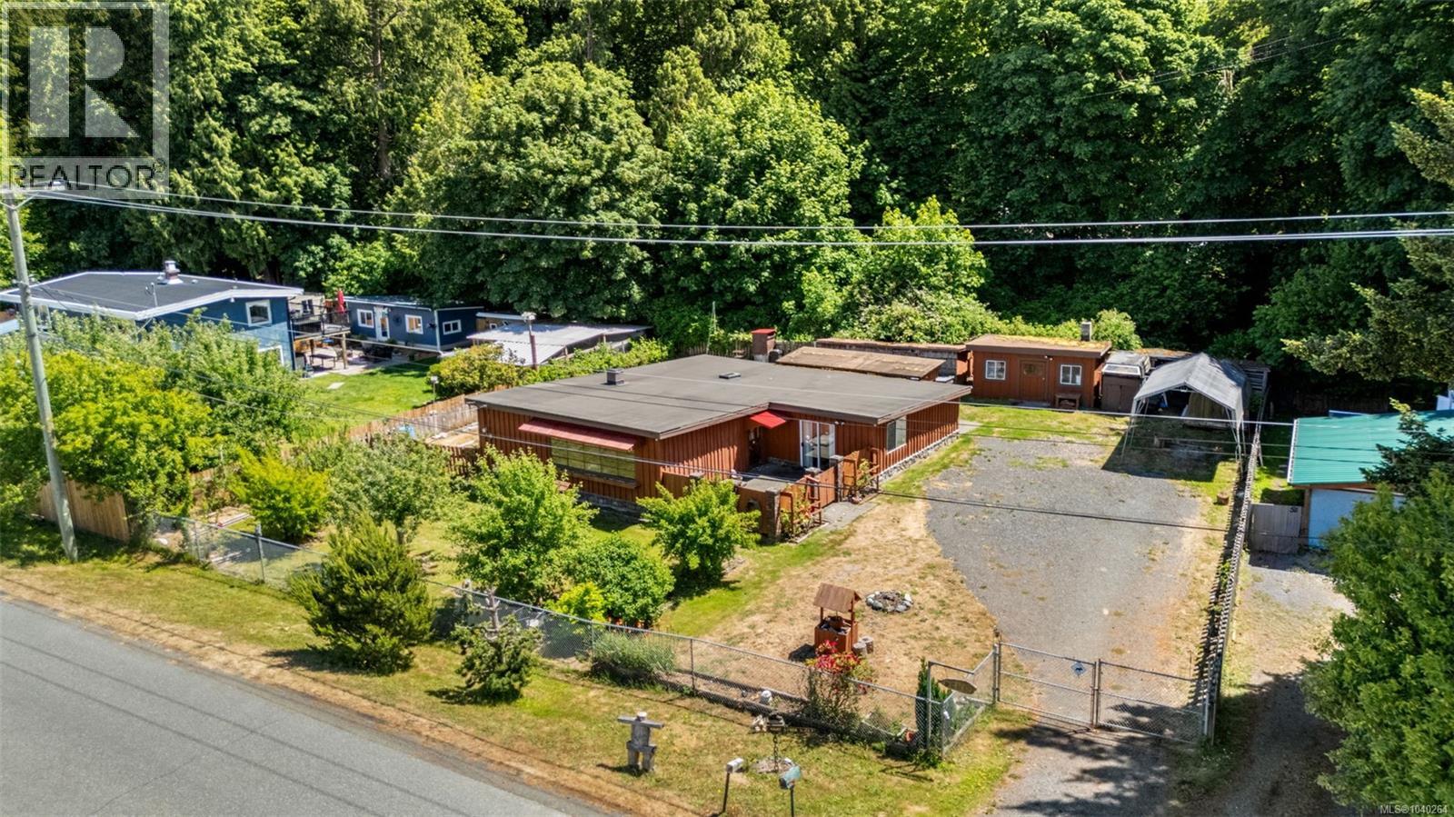 6261 Derbend Rd Property Photo 1