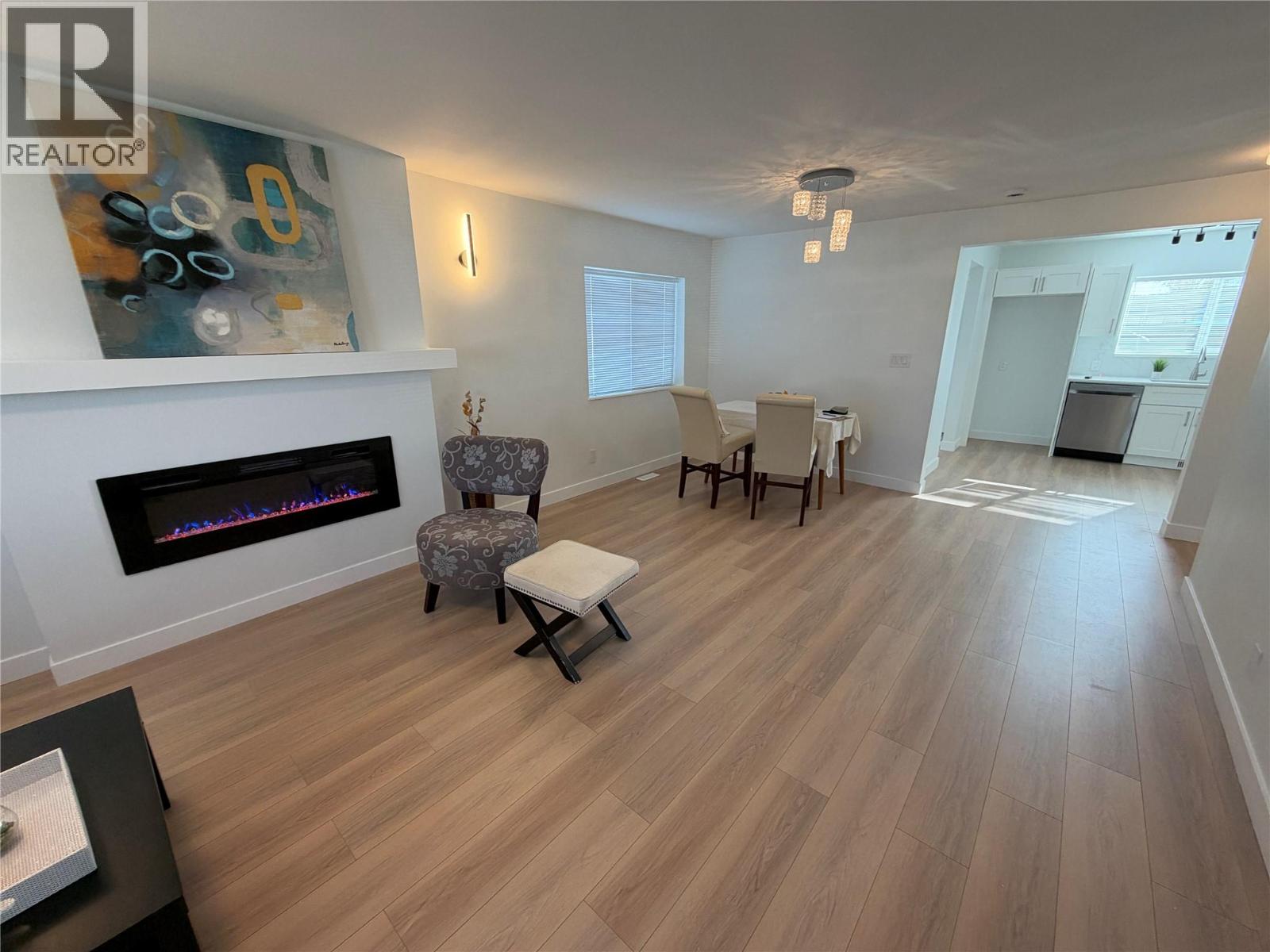 1217 114 Avenue Property Photo 4