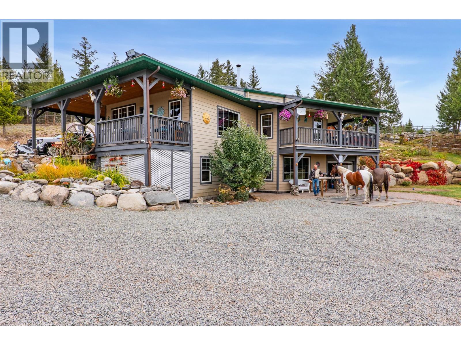 11460 Hwy 97c Highway Property Photo 3