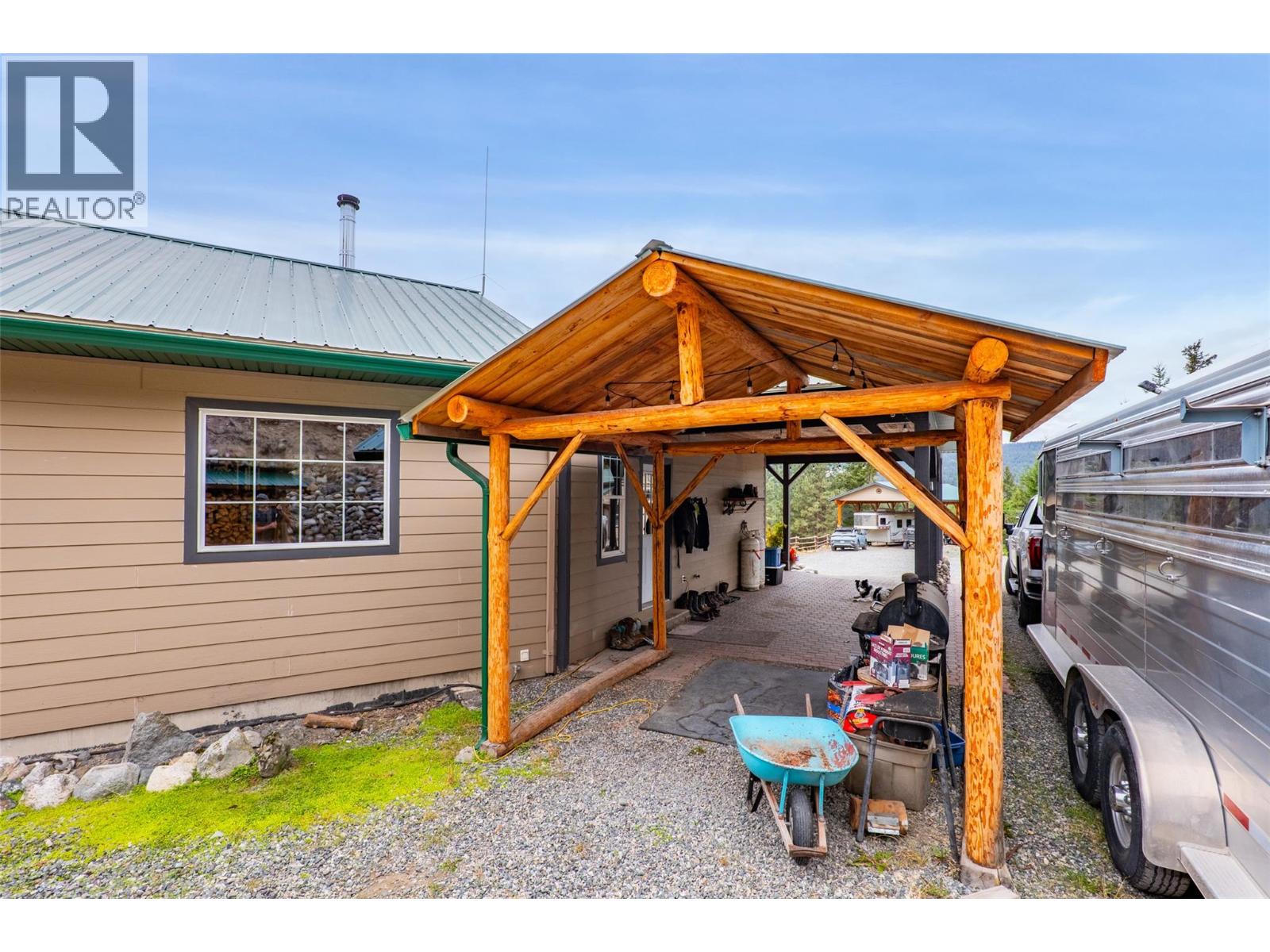 11460 Hwy 97c Highway Property Photo 13