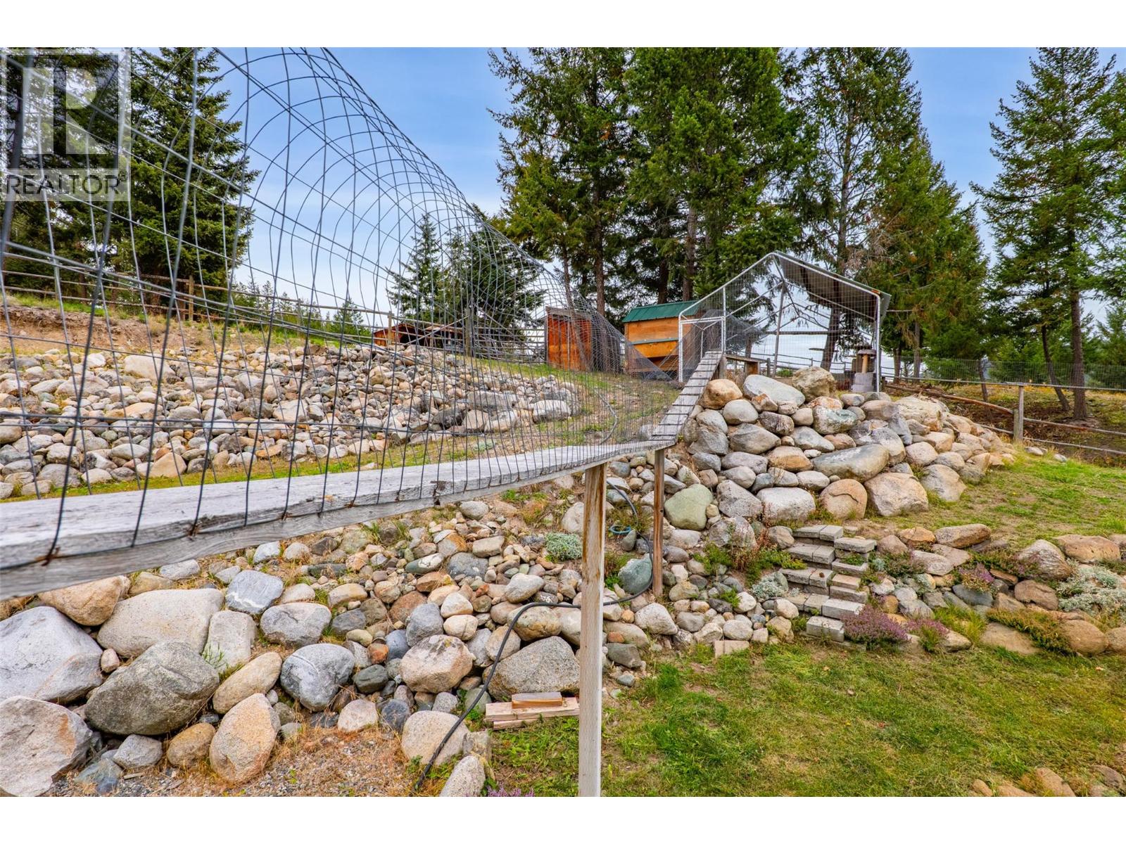 11460 Hwy 97c Highway Property Photo 17