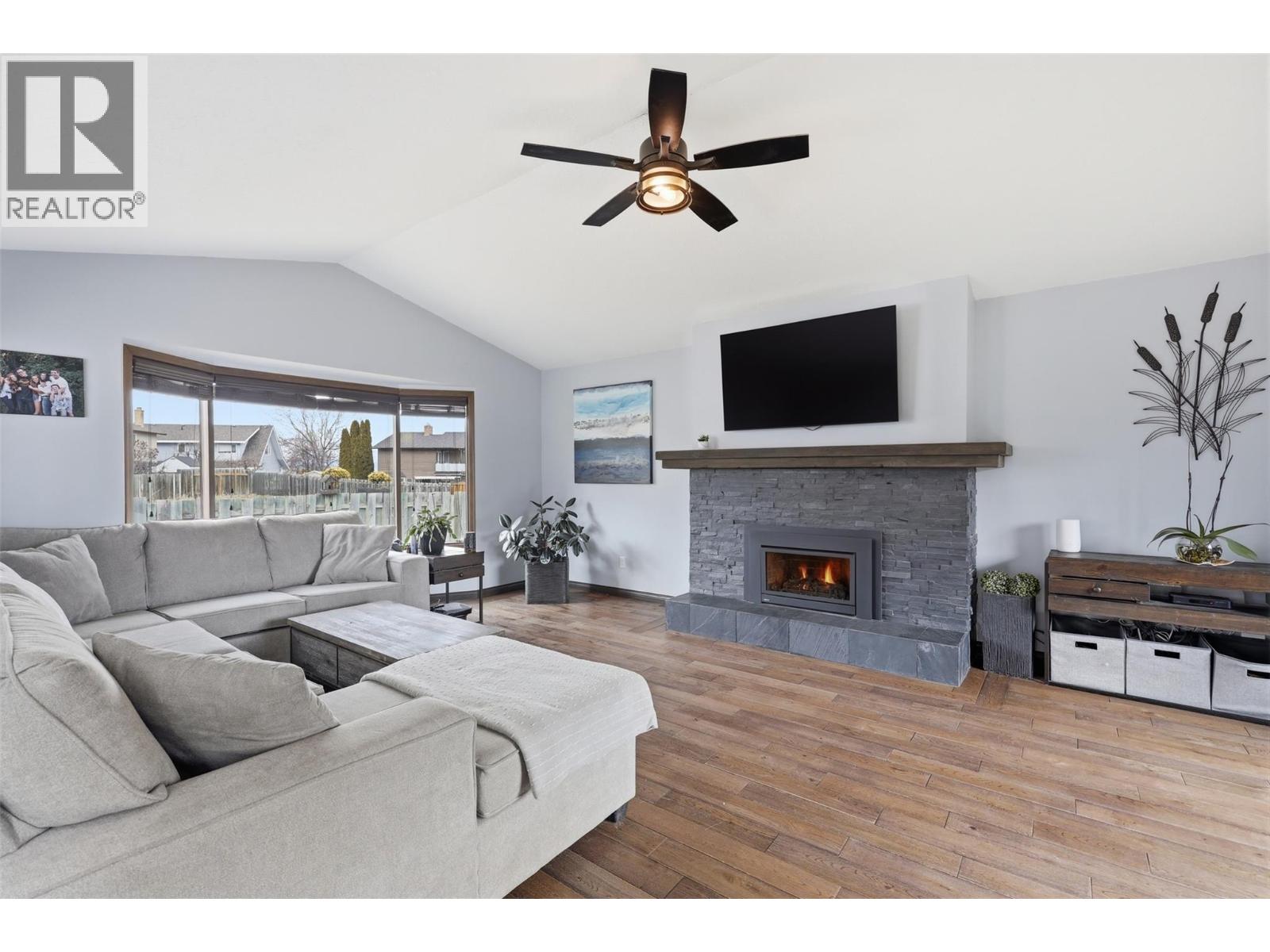2298 Balfour Court Property Photo 19