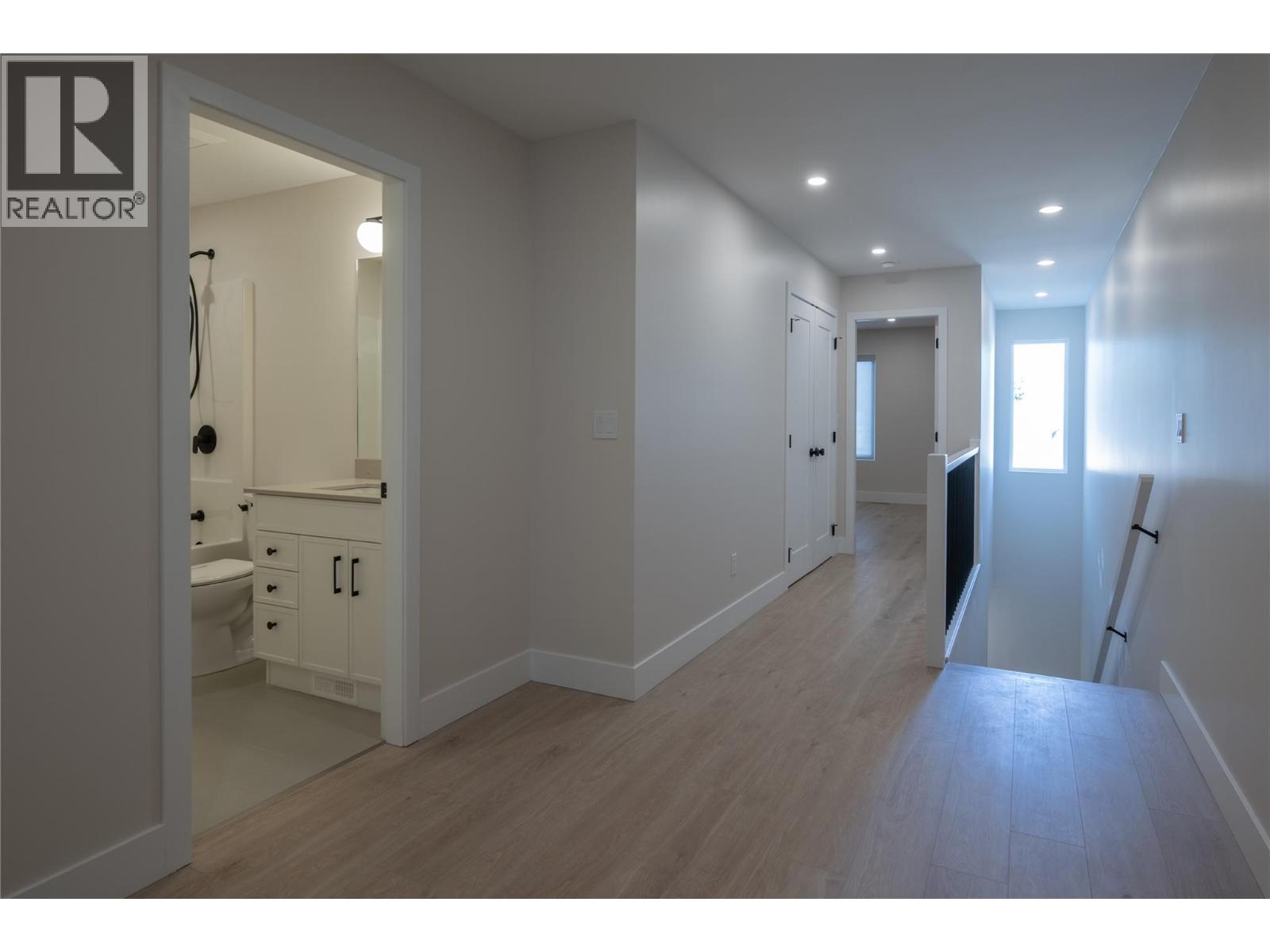 163 Chestnut Avenue Property Photo 18
