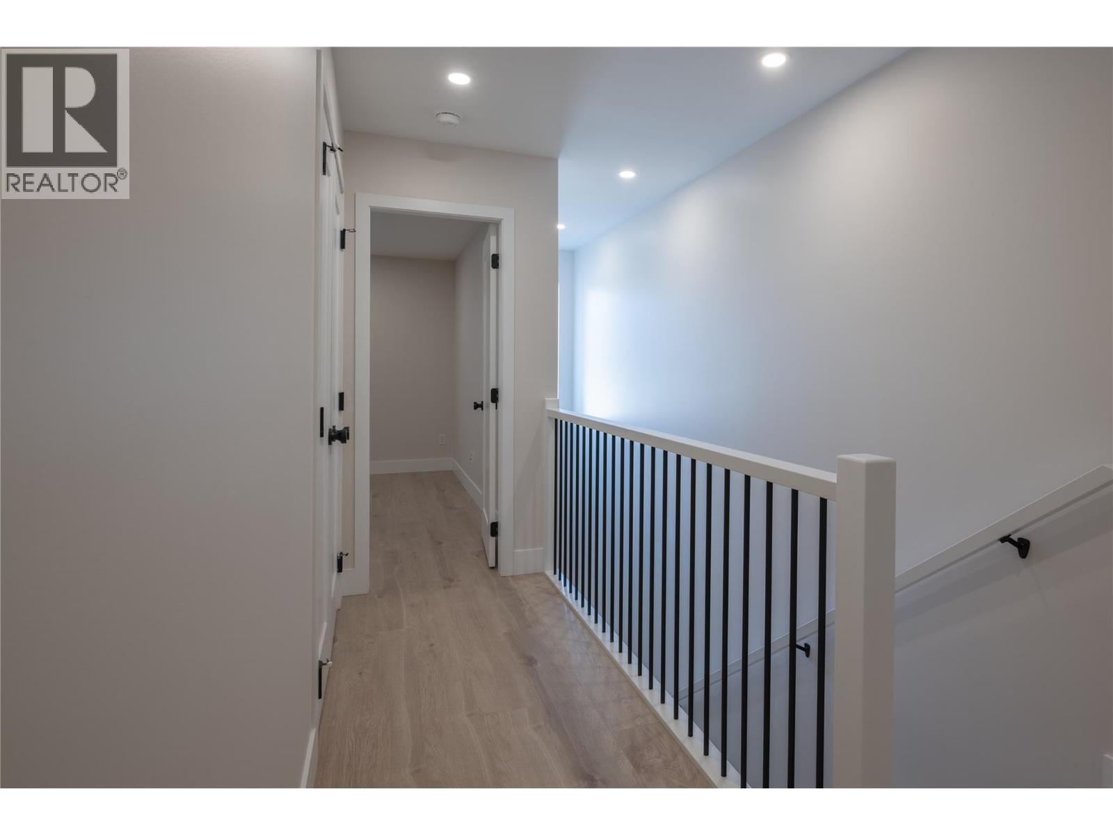 163 Chestnut Avenue Property Photo 19