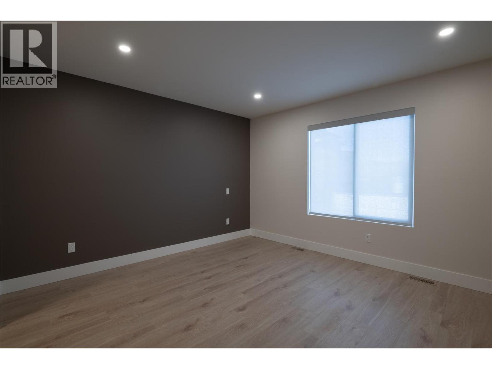 163 Chestnut Avenue Property Photo 20