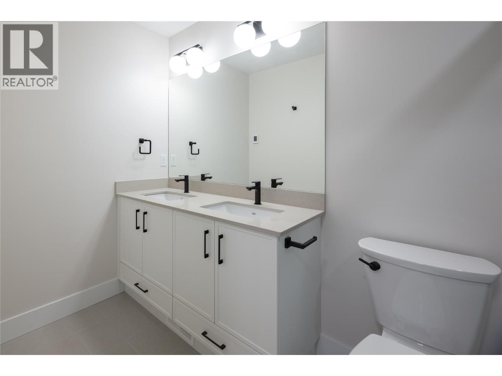 163 Chestnut Avenue Property Photo 22