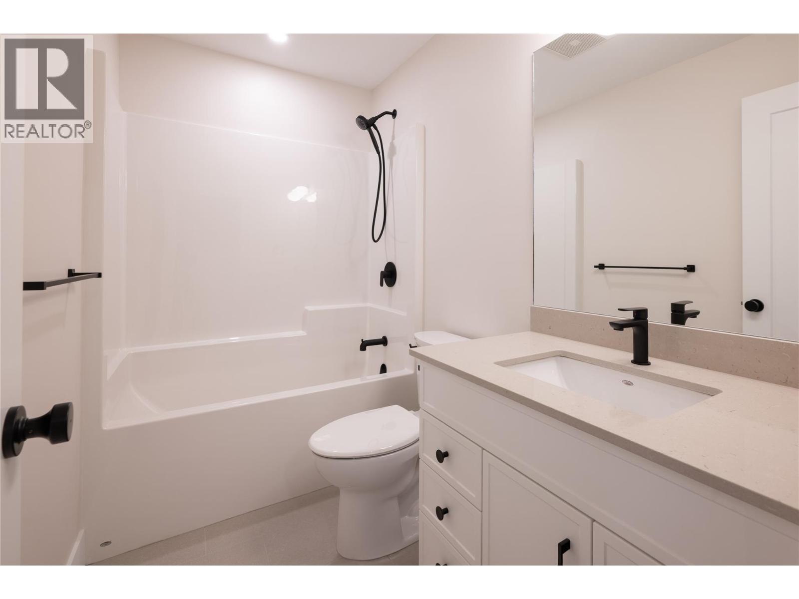163 Chestnut Avenue Property Photo 28