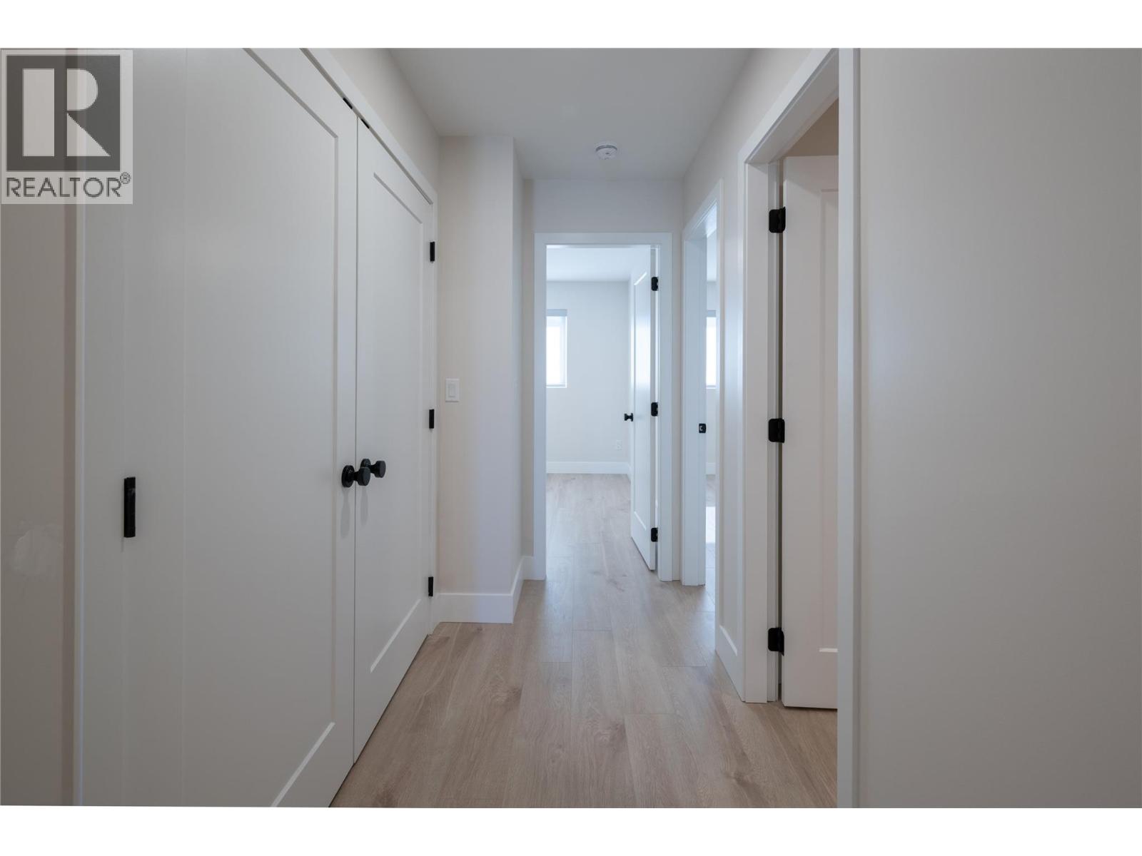 163 Chestnut Avenue Property Photo 31