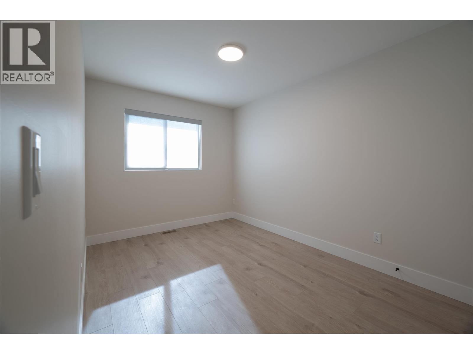 163 Chestnut Avenue Property Photo 34