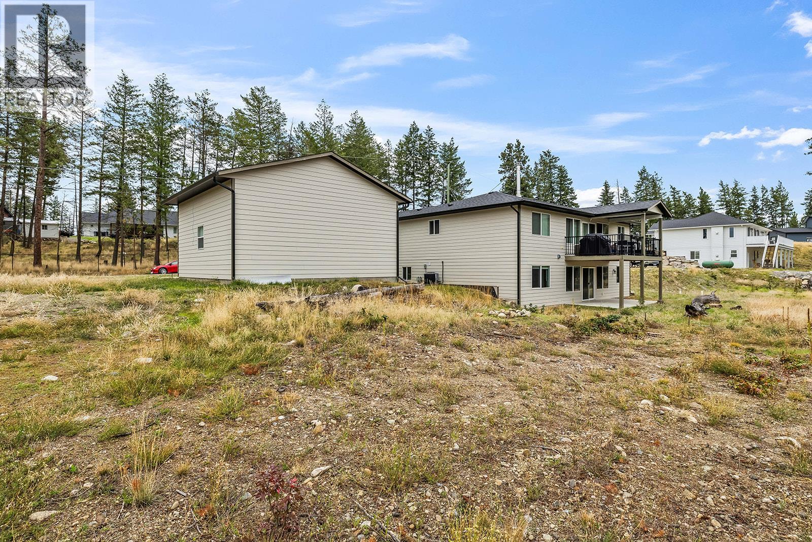 7151 Dunwaters Road Property Photo 3