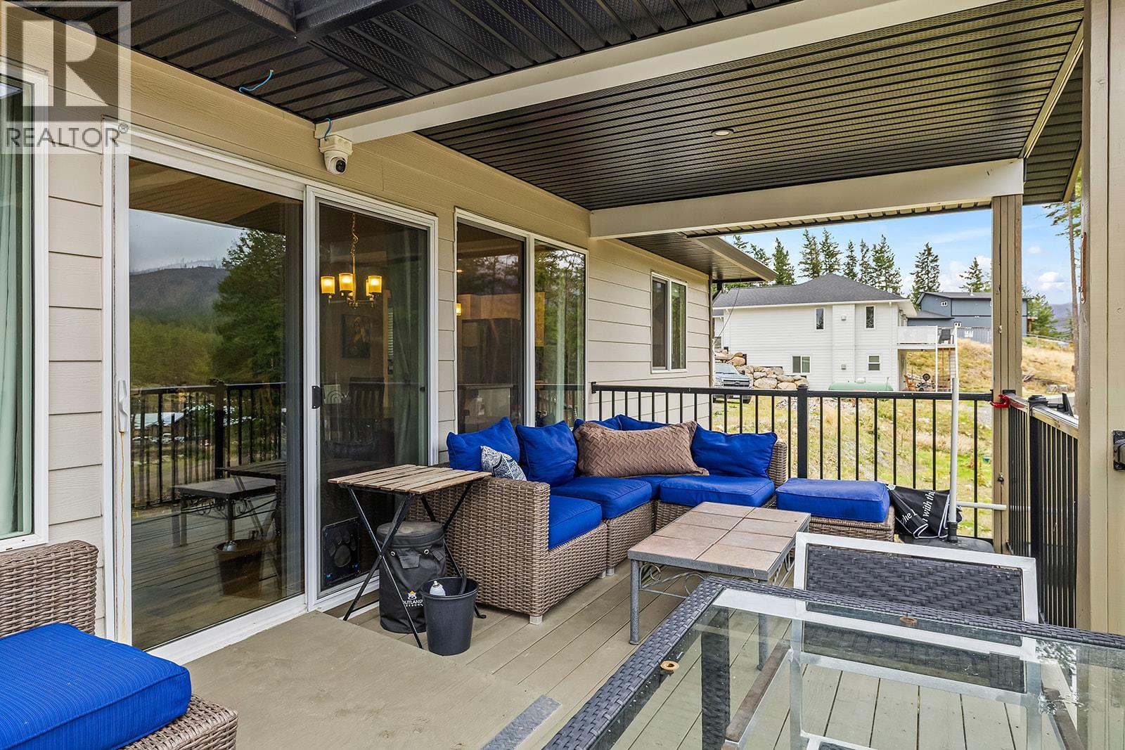 7151 Dunwaters Road Property Photo 16