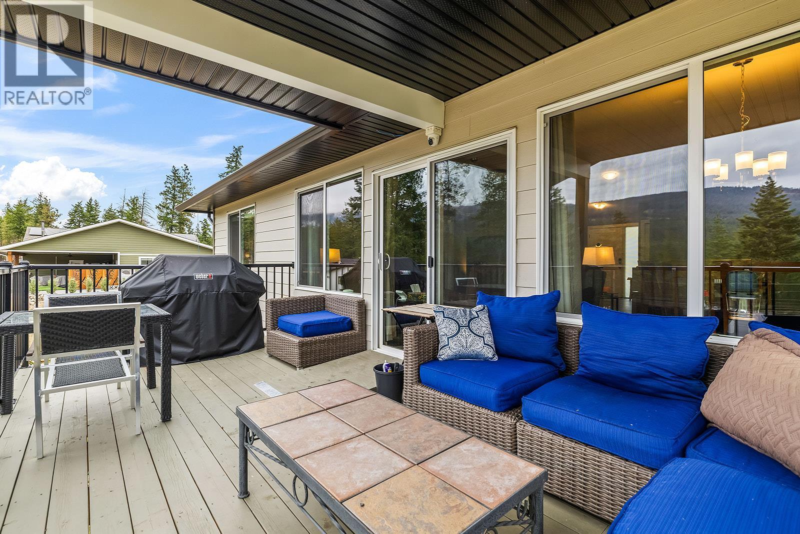 7151 Dunwaters Road Property Photo 18