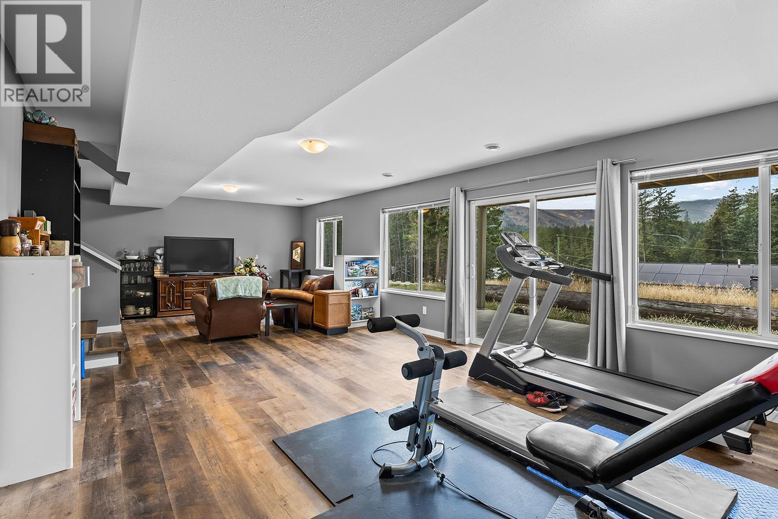 7151 Dunwaters Road Property Photo 33