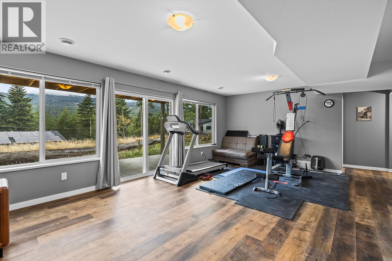 7151 Dunwaters Road Property Photo 34